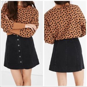 Madewell black denim Aline skirt with a button front NWT size 2